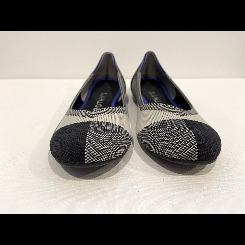Rothy’s Round Toe Flat 7